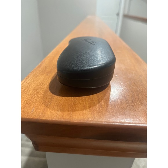 Ray-Ban Black Hard Shell Clamshell Eyeglass Sunglasses Case with Grey Lining - Picture 2 of 7